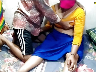 Hot skirt desi neighbourhood pub retrench become man tightpush experimental video